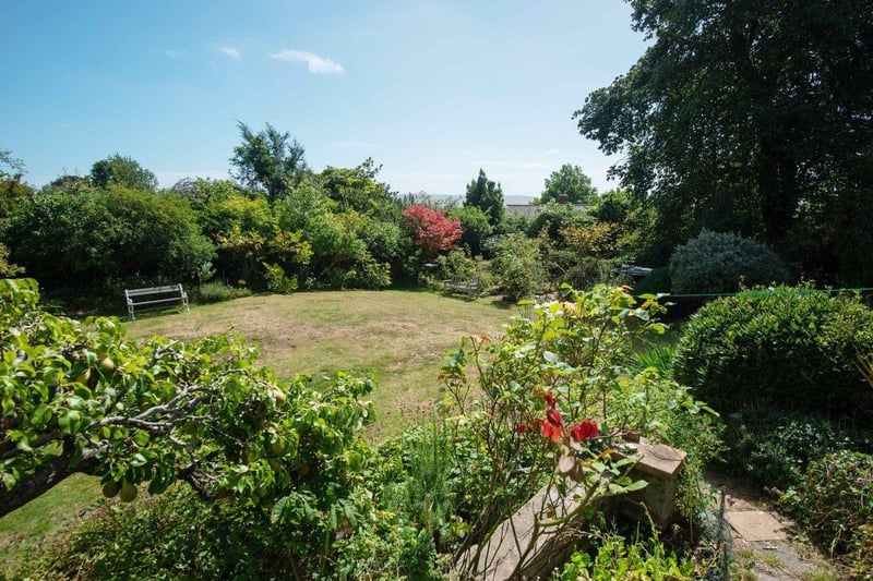 Hill Lodge, Lewes. Picture from Zoopla. SUS-210619-101935001