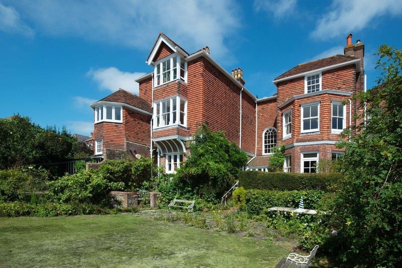 Hill Lodge, Lewes. Picture from Zoopla. SUS-210619-102205001