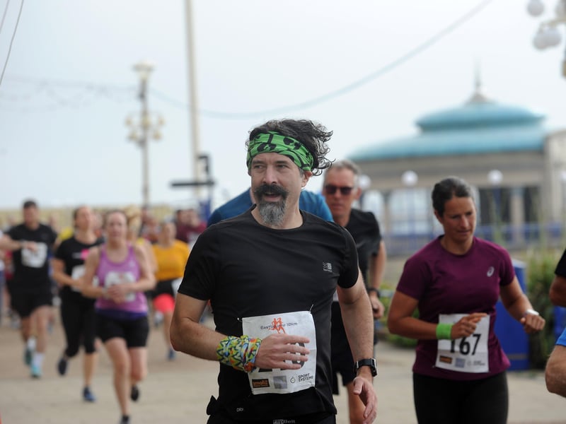 Eastbourne 10K 2021 (Photo by Jon Rigby) SUS-210620-124823001