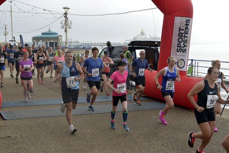 Eastbourne 10K 2021 (Photo by Jon Rigby) SUS-210620-125003001