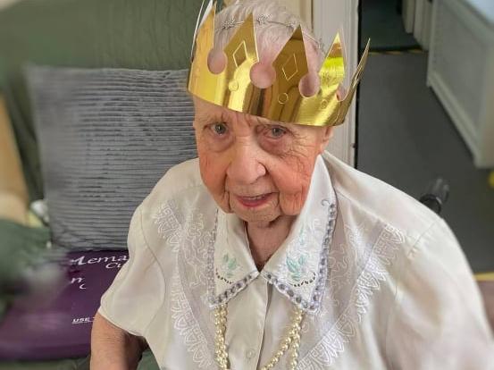 Queen for the day - Olwen Heeley.