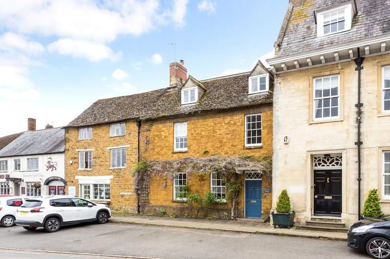 Street view of the Dolphin House in Market Place, Deddington near Banbury (Image from Rightmove)