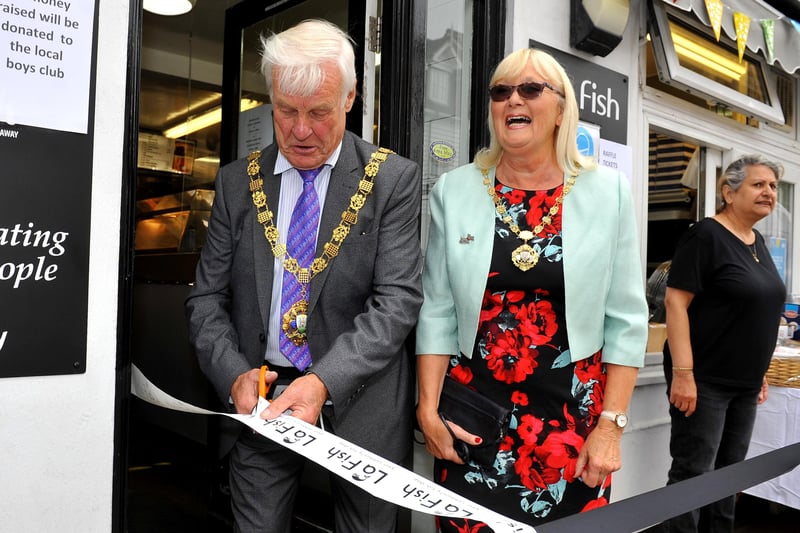 La Fish celebrate 40 years in business. Mayor and Mayoress John and Cherry Hughes. Pic S Robards SR2106221 SUS-210622-164436001