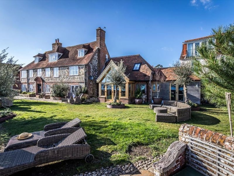 The Old Town Hall dates back to 1694 and is in the heart of picturesque Bosham.