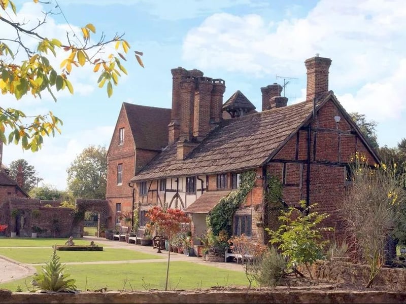 The Clockhouse is an incredibly intriguing Grade II listed manor house (Circa 1307) in Horsham Road, Capel, set within beautiful gated grounds measuring around 2.5 acres, including a detached coach house with 4 car garage which has planning granted to create a five bedroom family home with its own dedicated entrance and exit.
The guide price is £3,250,000.