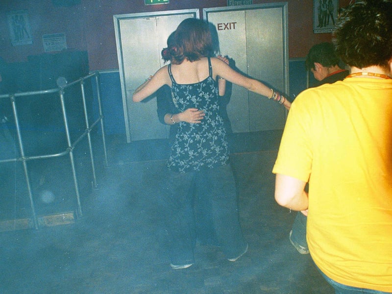 Met Lounge 2002