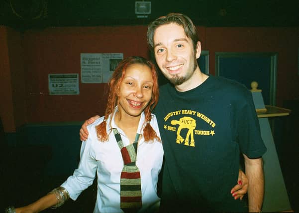 Met Lounge 2002