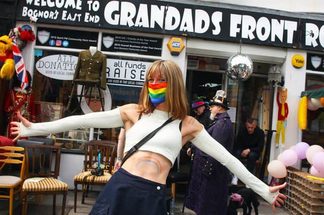 Gay pride Party- Grandad's Front Room, Bognor Regis. Heather Robins. Photo by Derek Martin Photography.