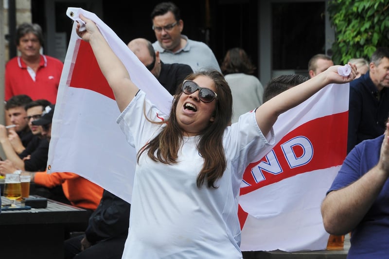 England fans at the  Stage, Market Deeping EMN-210629-193634009