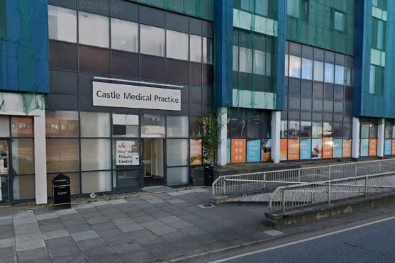 Castle Medical Group Practice was rated 'very good' by 17% of patients and 'fairly good' by 42%. Some 21% of patients rated it 'fairly poor' and 8% said 'very poor'.