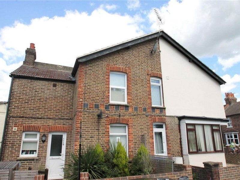 An Edwardian conversion flat, this one-bed property in New Street, Horsham, is close to the station and the town centre.
It has a front patio garden, and is available for £225,000.