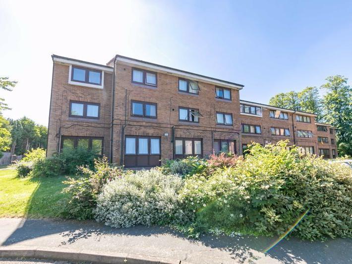 A well-presented studio flat situated within a cul-de-sac location within a short walk of Crawley town centre. The property benefits from a security com entrance communal entrance leading to private entrance hall, leading to living room with windows facing respectively. On with Mansell McTaggart