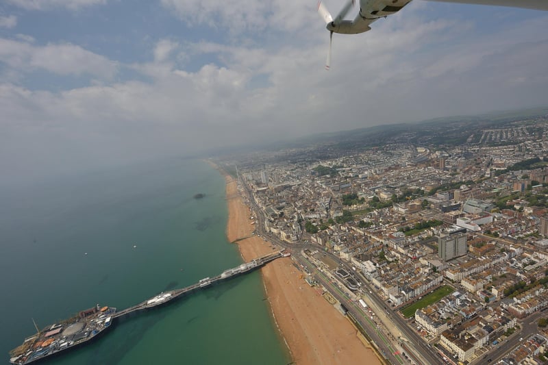 Views from the cockpit over Brighton Pier. Photo from Jürgen Schelling. SUS-210507-091402001