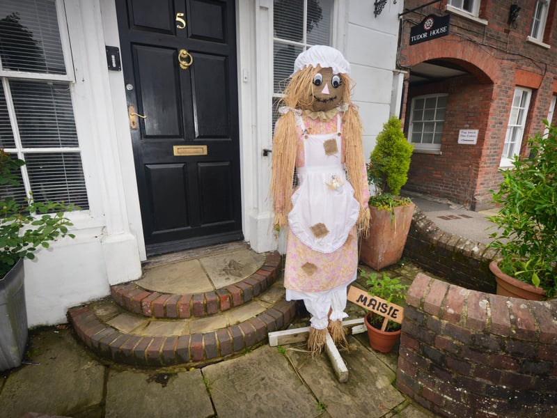 Battle Scarecrow Festival 2021.
Jill Willmott SUS-210407-142557001