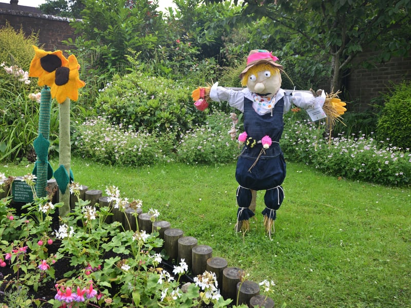 Battle Scarecrow Festival 2021.
The Woodyard Forest School SUS-210407-142637001