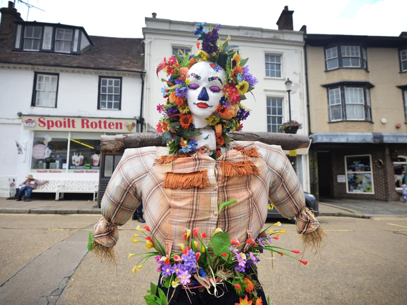 Battle Scarecrow Festival 2021.
Castle Estates SUS-210407-142438001