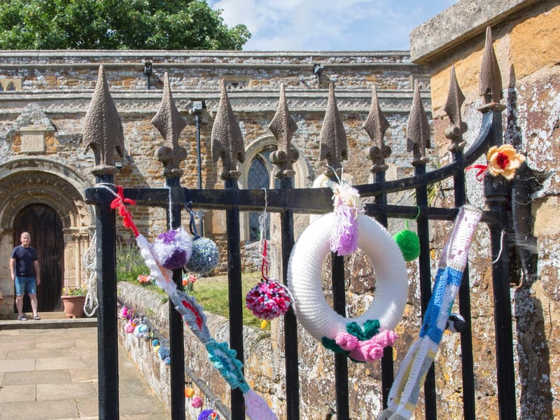 Little Harrowden yarn bombing