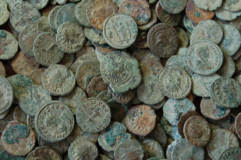 In July 1962, a Romano-British hoard of coins was found in Little Brickhill, close to Watling Street. There were 251 loose coins and around 400 more which were corroded and stuck together. The coins, dated 360–365, were handed to the Bletchley Archaeological Society.
Other treasure troves of similar coins were also discovered in Little Brickhill in 1967 and 1987.