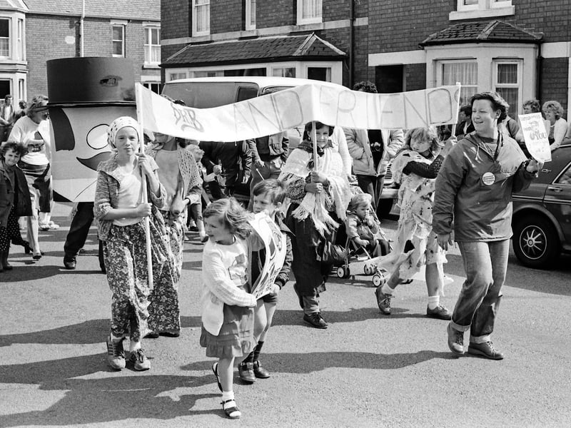 Burton Latimer carnival, 1983
