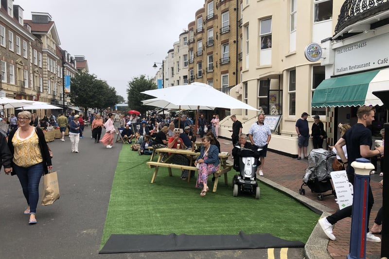 Hundreds of people have visited the pop-up park. SUS-210807-093409001