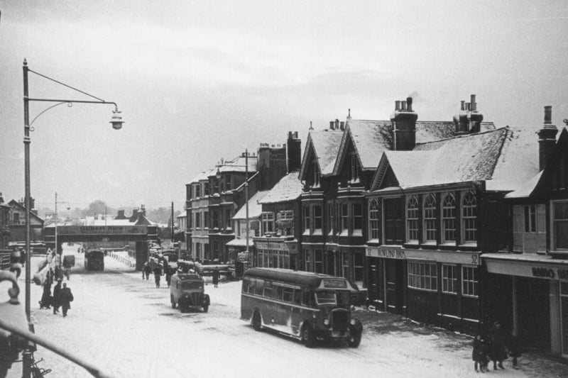 East Street, Horsham, in the snow