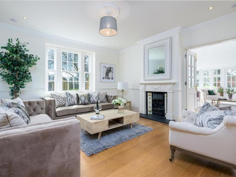 This stunning home complete with six bedrooms and six bathrooms is on the market for 1.5 million. 
Listed by Fine & Country, marketed by Rightmove.