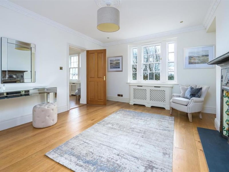 This stunning home complete with six bedrooms and six bathrooms is on the market for 1.5 million.
Listed by Fine & Country, marketed by Rightmove.