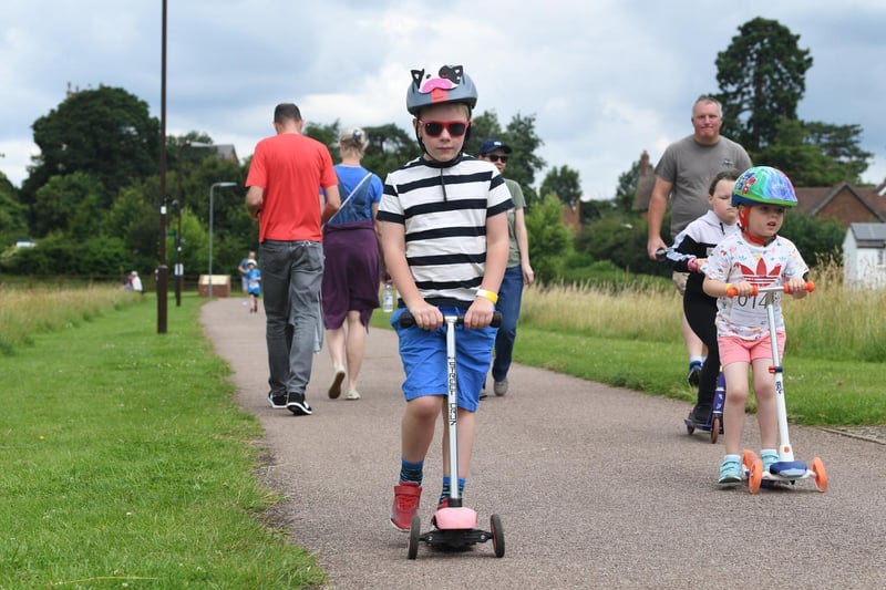 The Mini-Moo fundraiser took place at Willen Lake (C) Jane Russell Photography