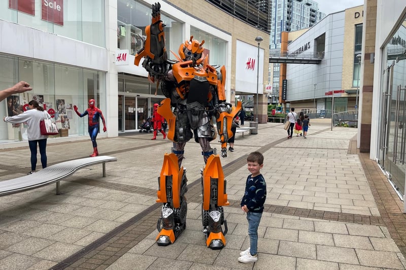 Four-year-old Landen met Transformers robot Crusher