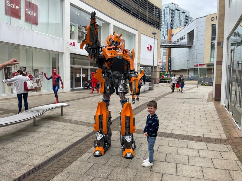 Four-year-old Landen met Transformers robot Crusher