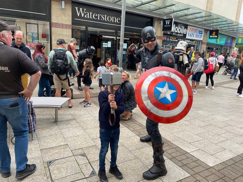 Kye met Captain America