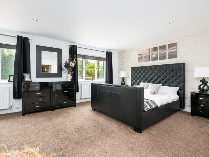 The equestrian property in Deeping St James with a £1.5m guide price