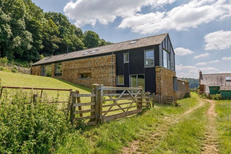 The north elevation at Greyfell house near Edgehill, Banbury (Image from Rightmove)
