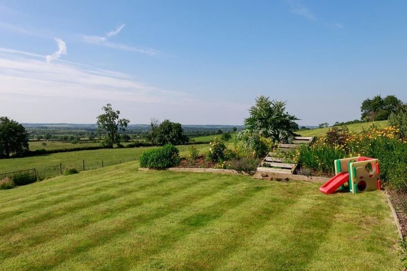 Garden view from the Greyfell barn conversion near Edgehill, Banbury (Image from Rightmove)
