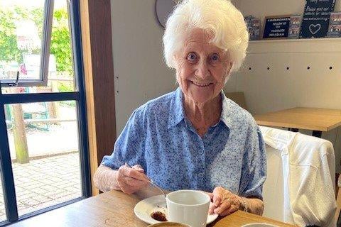 Residents at Kingsland House were thrilled to visit South Down Nurseries in Hassocks, a long-awaited trip that included a visit to the South Downs Heritage Centre and a sit down with a piece of homemade cake and a cup of tea