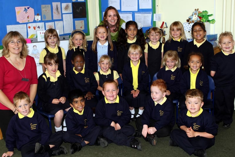 Southgate Primary, Sch Miss Nicola Mayell T/A, Mrs Jessica Carpenter Teacher
