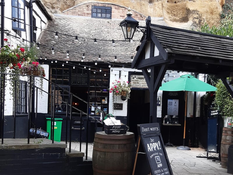 Brad Barnes and daughter Jasmine visited Nottingham Castle - the oldest inn in England,Ye Olde Trip To Jerusalem which extends into a cave dug into The Rock.