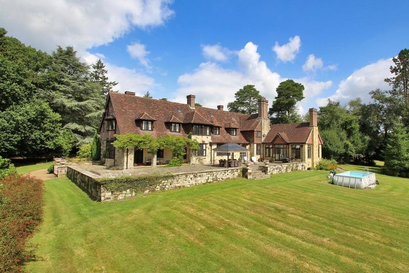 Eight bedroom equestrian property for sale in Chillies Lane, Crowborough, for £3,500,000. Picture via Zoopla. SUS-210723-120957001