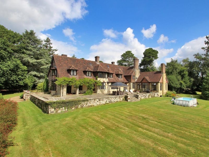 Eight bedroom equestrian property for sale in Chillies Lane, Crowborough, for £3,500,000. Picture via Zoopla. SUS-210723-120957001