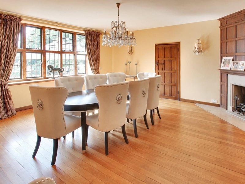Eight bedroom equestrian property for sale in Chillies Lane, Crowborough, for £3,500,000. Picture via Zoopla. SUS-210723-121047001