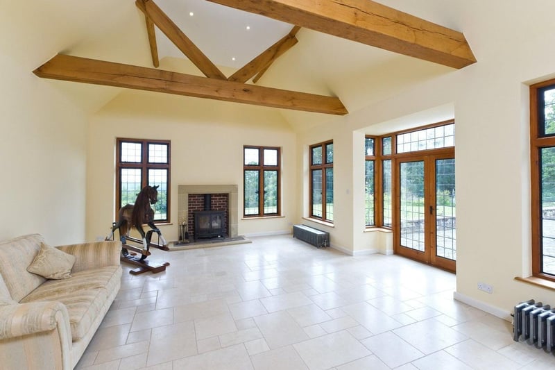 Eight bedroom equestrian property for sale in Chillies Lane, Crowborough, for £3,500,000. Picture via Zoopla. SUS-210723-121117001