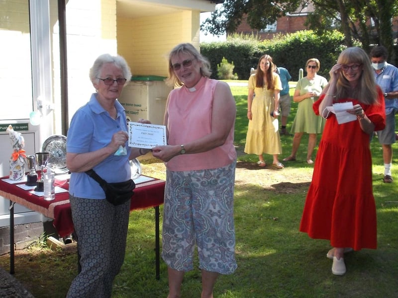 Ann Charlton winning the photography prize