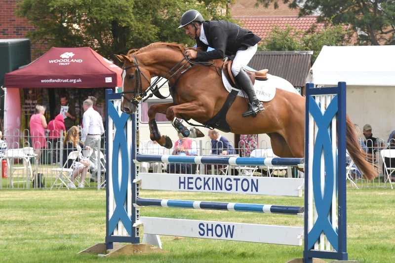 Show jumping. Andrew Saywell EMN-210726-121532001