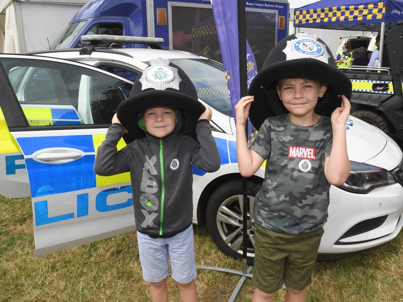 Teddy Nettleton 6 and Mylo Nettleton 8 of Sleaford EMN-210726-121950001