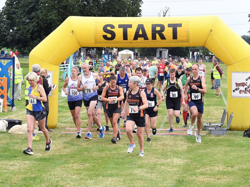 10 miles road race. 4th wave, start EMN-210726-122439001