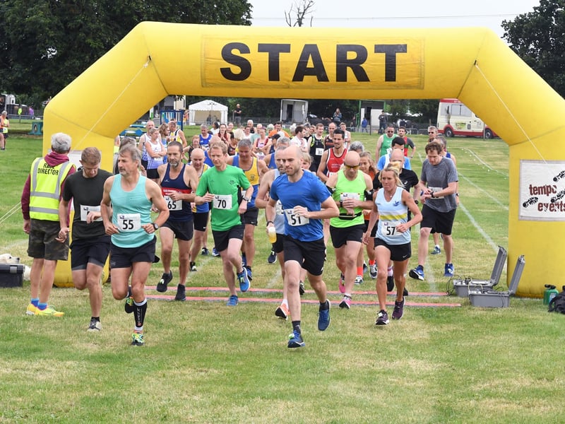 10 miles road race. 3rd wave, start EMN-210726-122450001