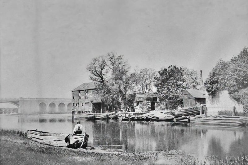 The River Nene in 1853 pictured upstream from Town Bridge. 
Pic courtesy www.peterboroughimages.co.uk