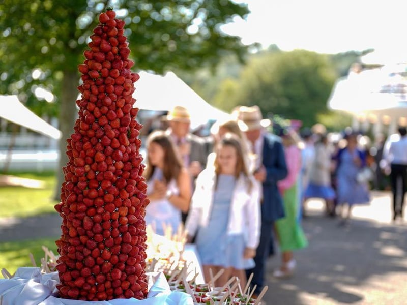 Strawberries and sunshine / Picture: Alan Crowhurst, Getty