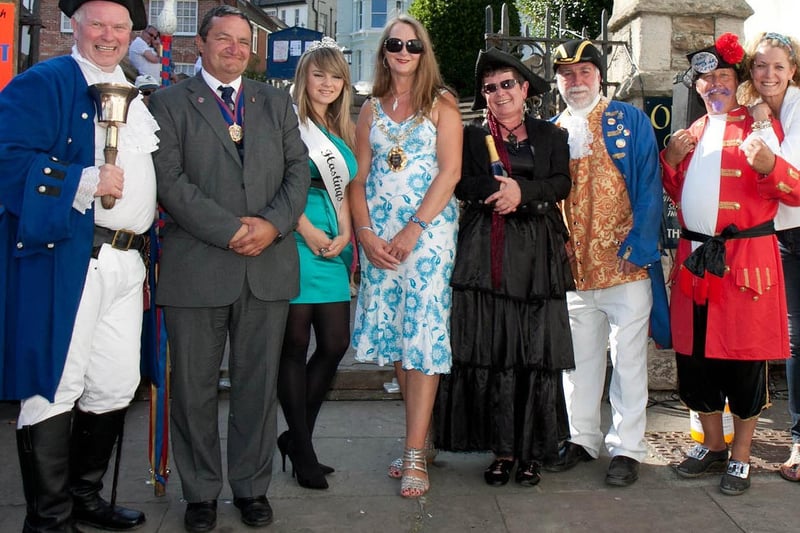 Pictures from Hastings Old Town Carnival 2011