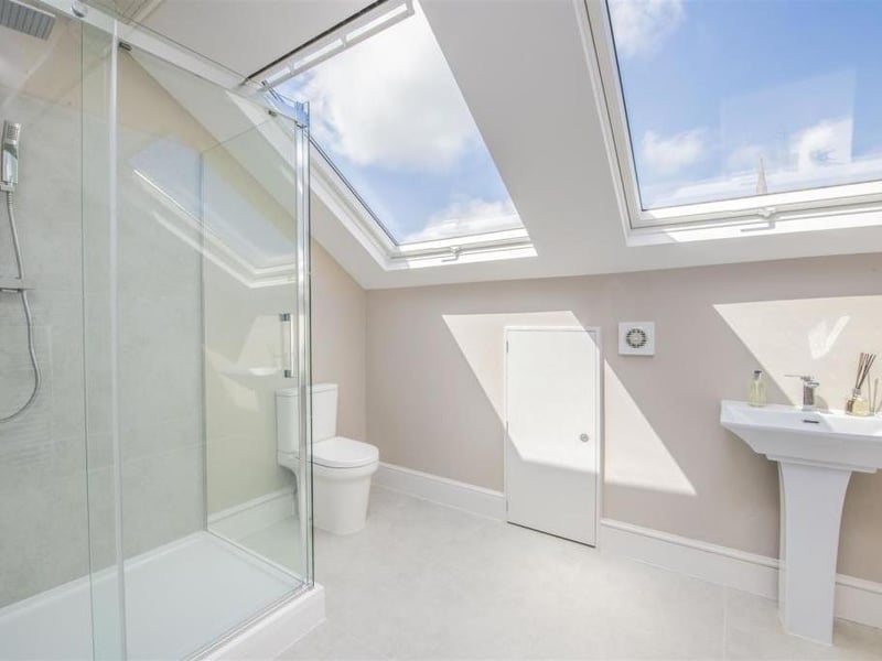 This stunning 16th century former rectory with modern interior is on the market for 1,250,000.
Listed by Oscar James, marketed by Rightmove.